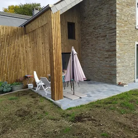 Le Framboisier V De La Distillerie Bio Spirit Belgium Neufchâteau