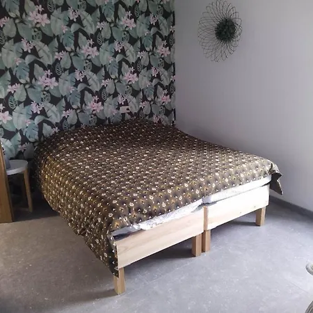 Semesterbostad Le Framboisier V De La Distillerie Bio Spirit Belgium *