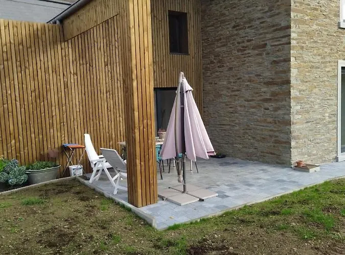 Le Framboisier V De La Distillerie Bio Spirit Belgium Neufchâteau