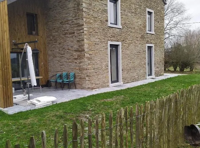 Le Framboisier V De La Distillerie Bio Spirit Belgium 펜션